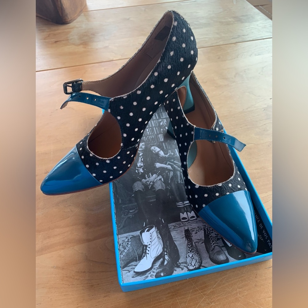 Fluevog Big Presence Malala blue with fur b/w polka dots size9